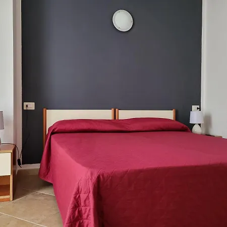 بيت ضيافة White